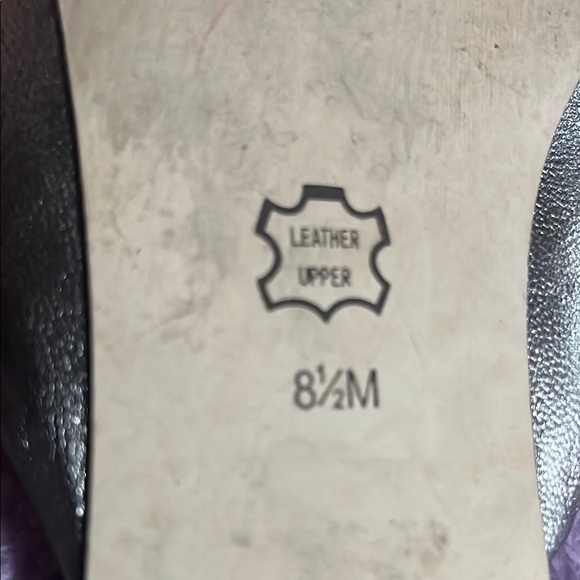 Sam & Libby Silver Mules - Picture 2 of 7